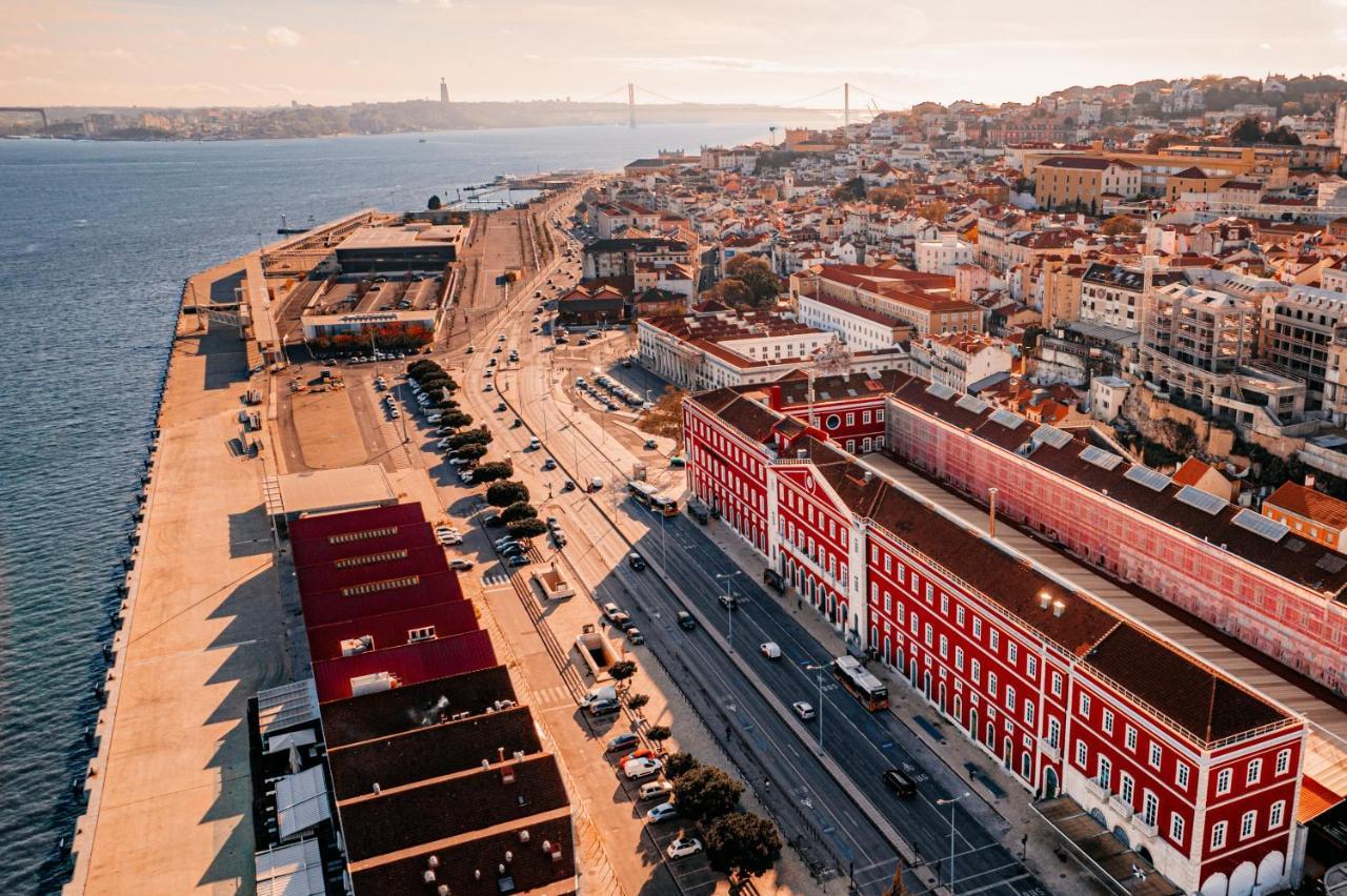 The Editory Riverside Hotel, An Historic Hotel Lisbon Exterior photo Aerial view of the station