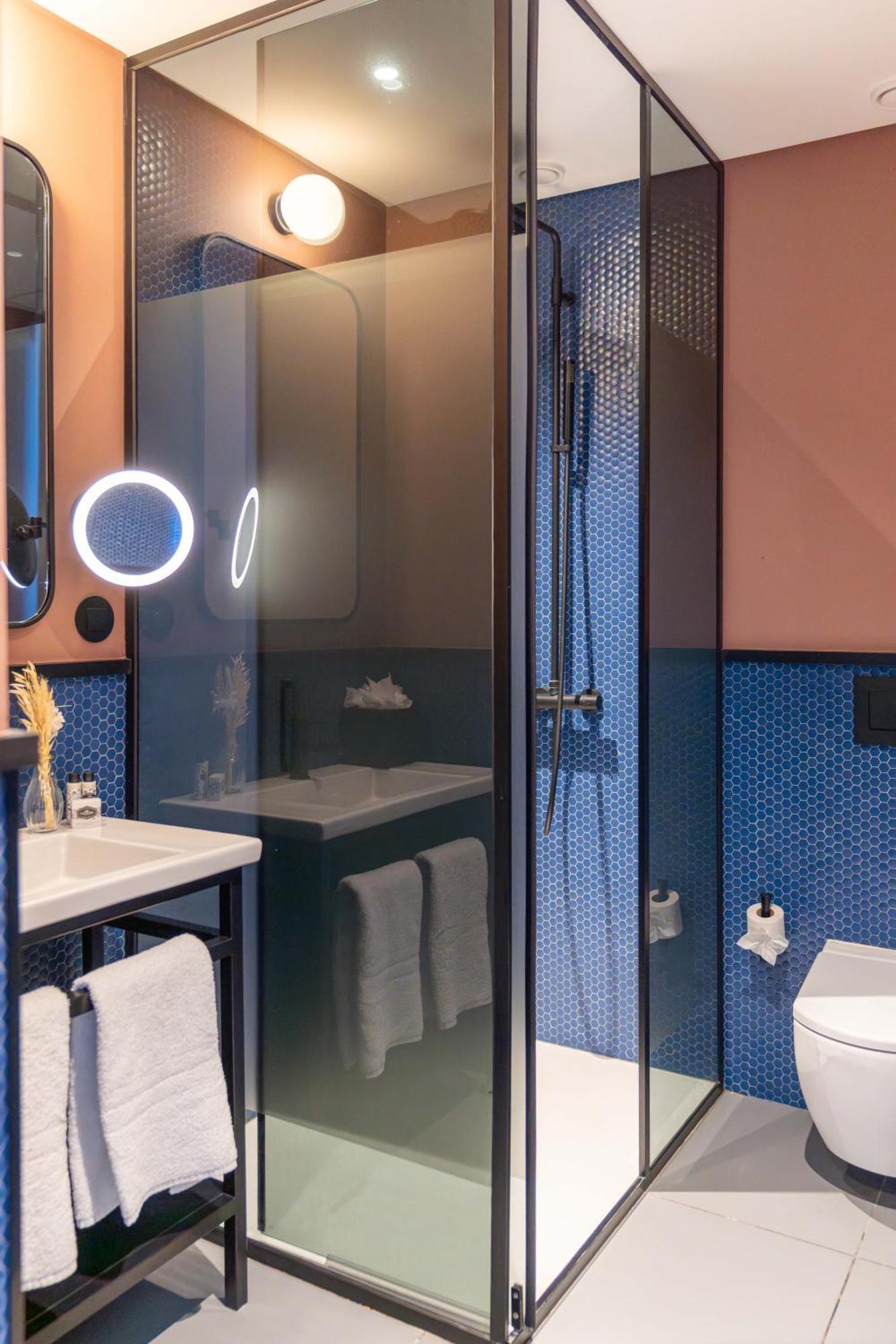 The Editory Riverside Hotel, An Historic Hotel Lisbon Exterior photo Bathroom