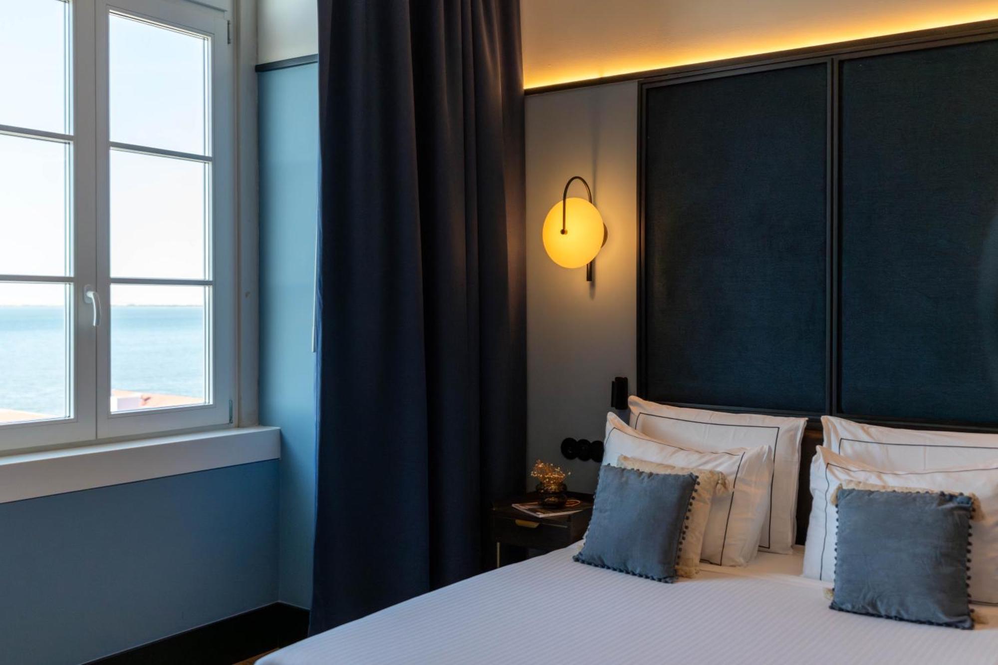 The Editory Riverside Hotel, An Historic Hotel Lisbon Exterior photo A room at the hotel