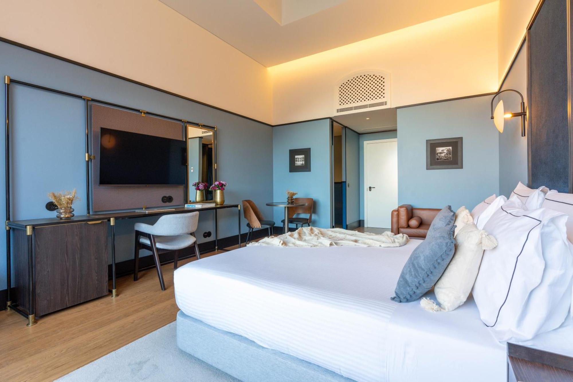 The Editory Riverside Hotel, An Historic Hotel Lisbon Exterior photo Deluxe Room